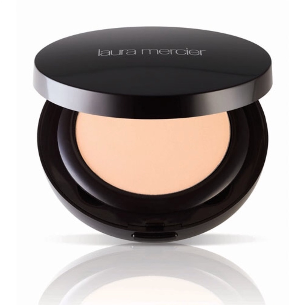 Laura Mercier smooth finish foundation powder